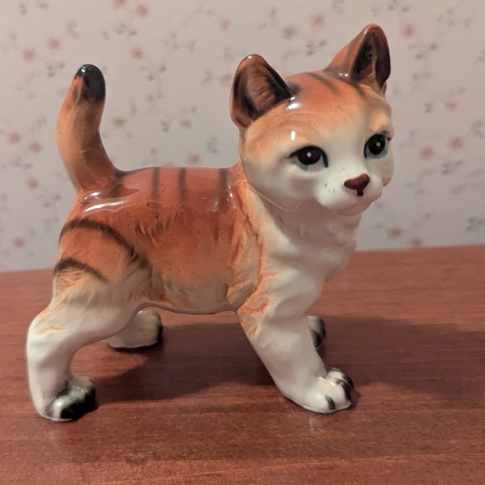 😺 Vintage Patmar Kitten tiger striped white paws 4.5" porcelain Japan